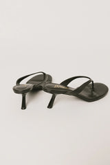 Elliot Kitten Heels