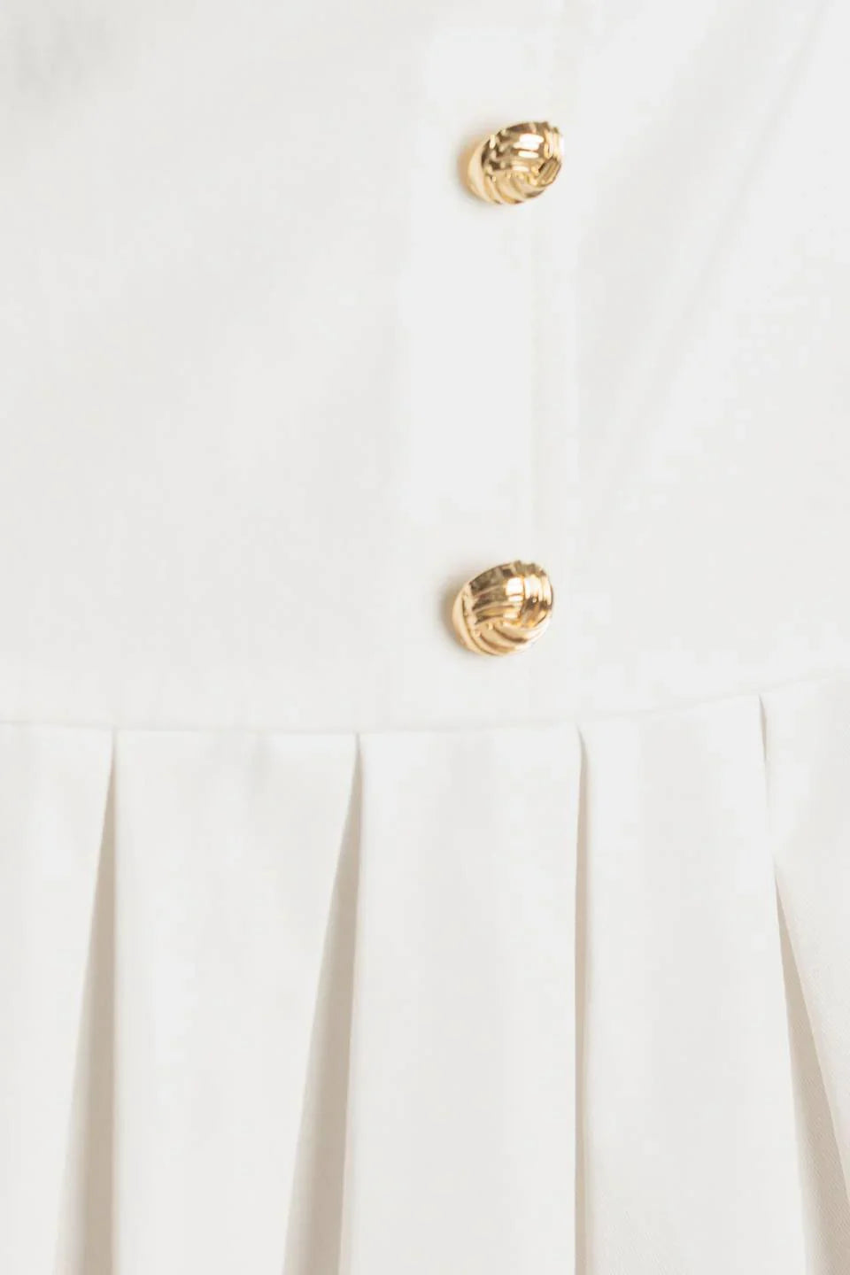NO COMPARISONS PLEATED SKIRT MINI DRESS WHITE