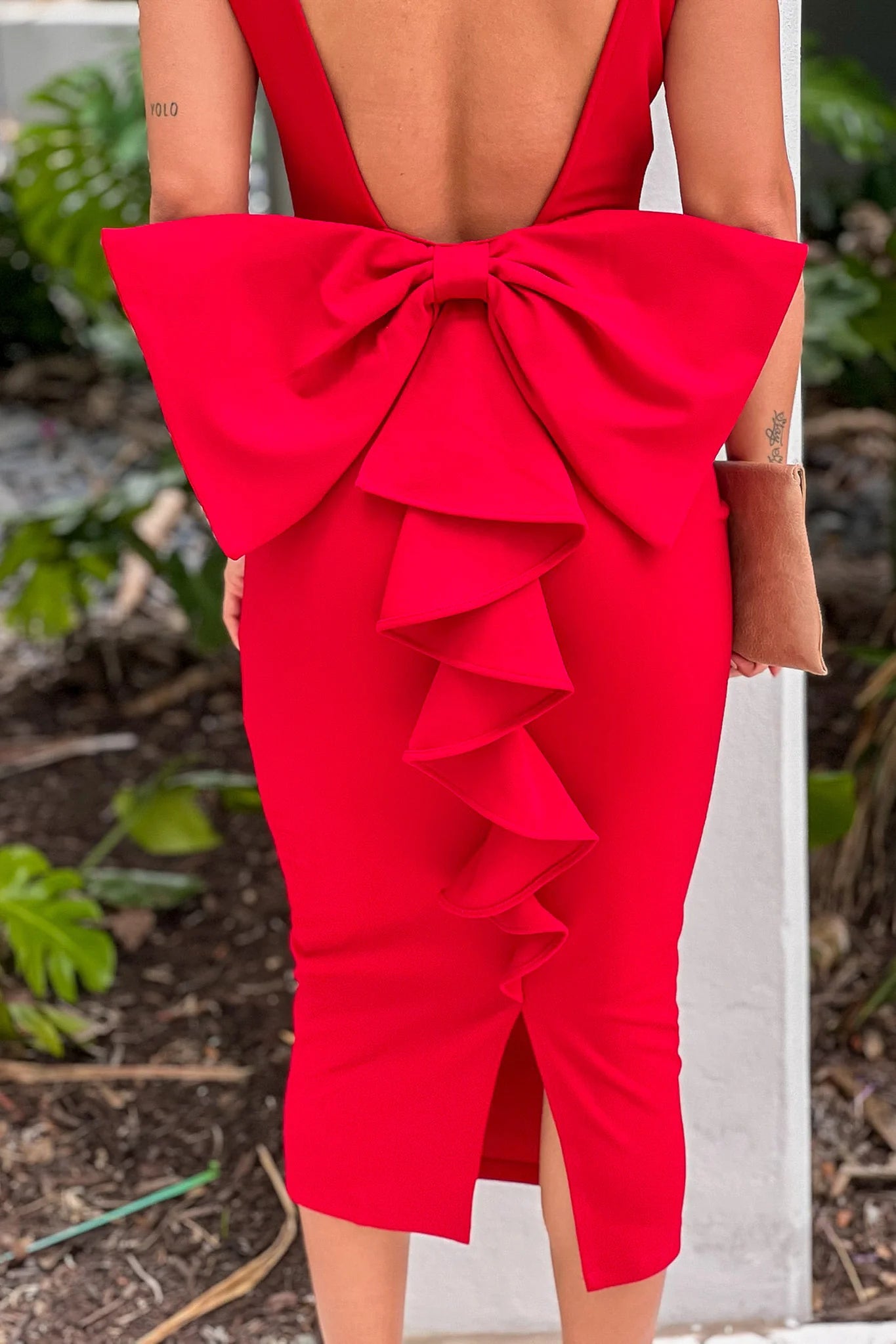 Red Midi Dress With Open Back And Bow