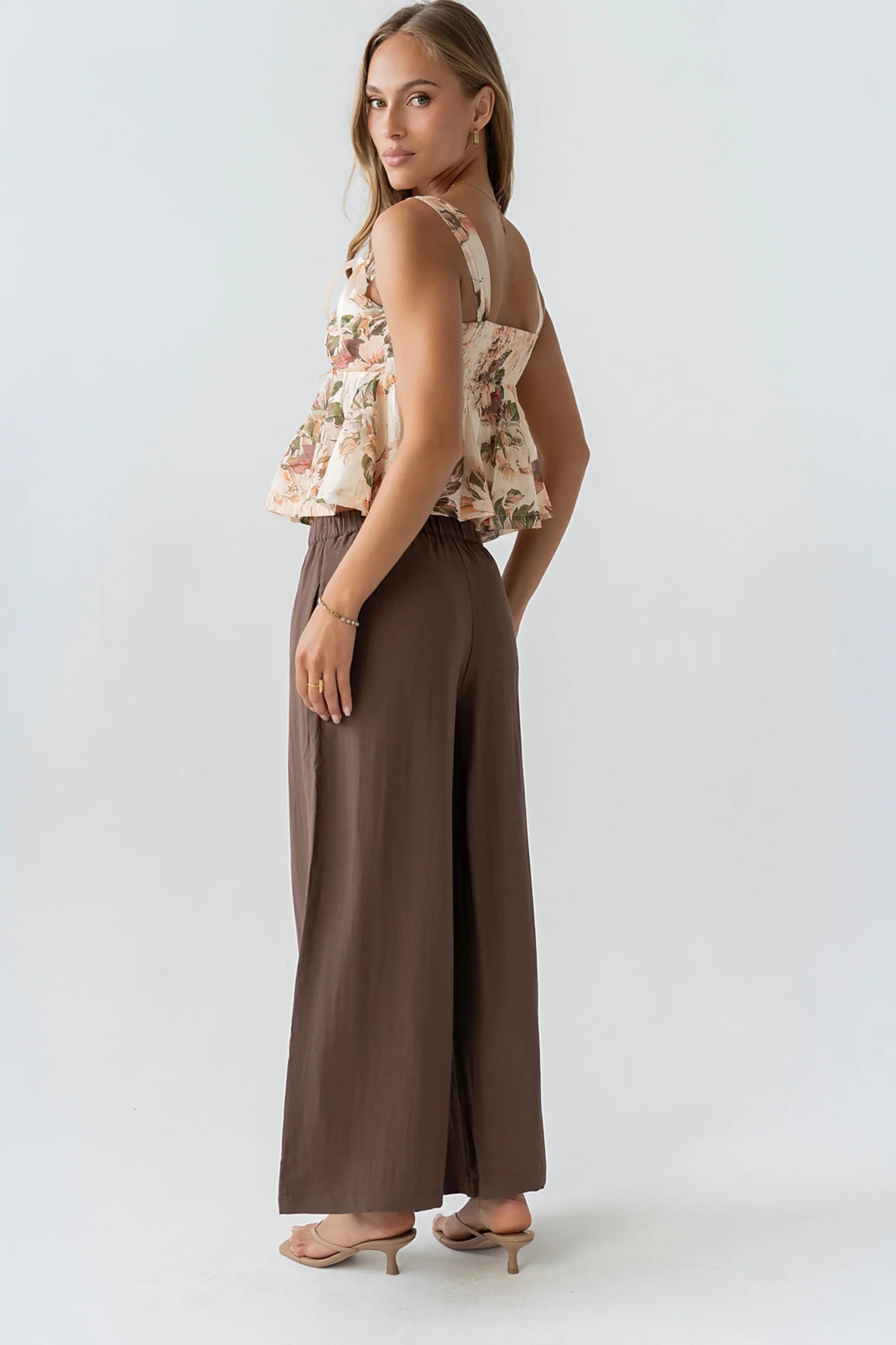 Lee Wide Leg Pants in Brown