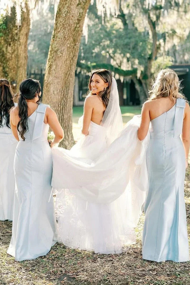 Elegant A Line Strapless Satin Wedding Dresses