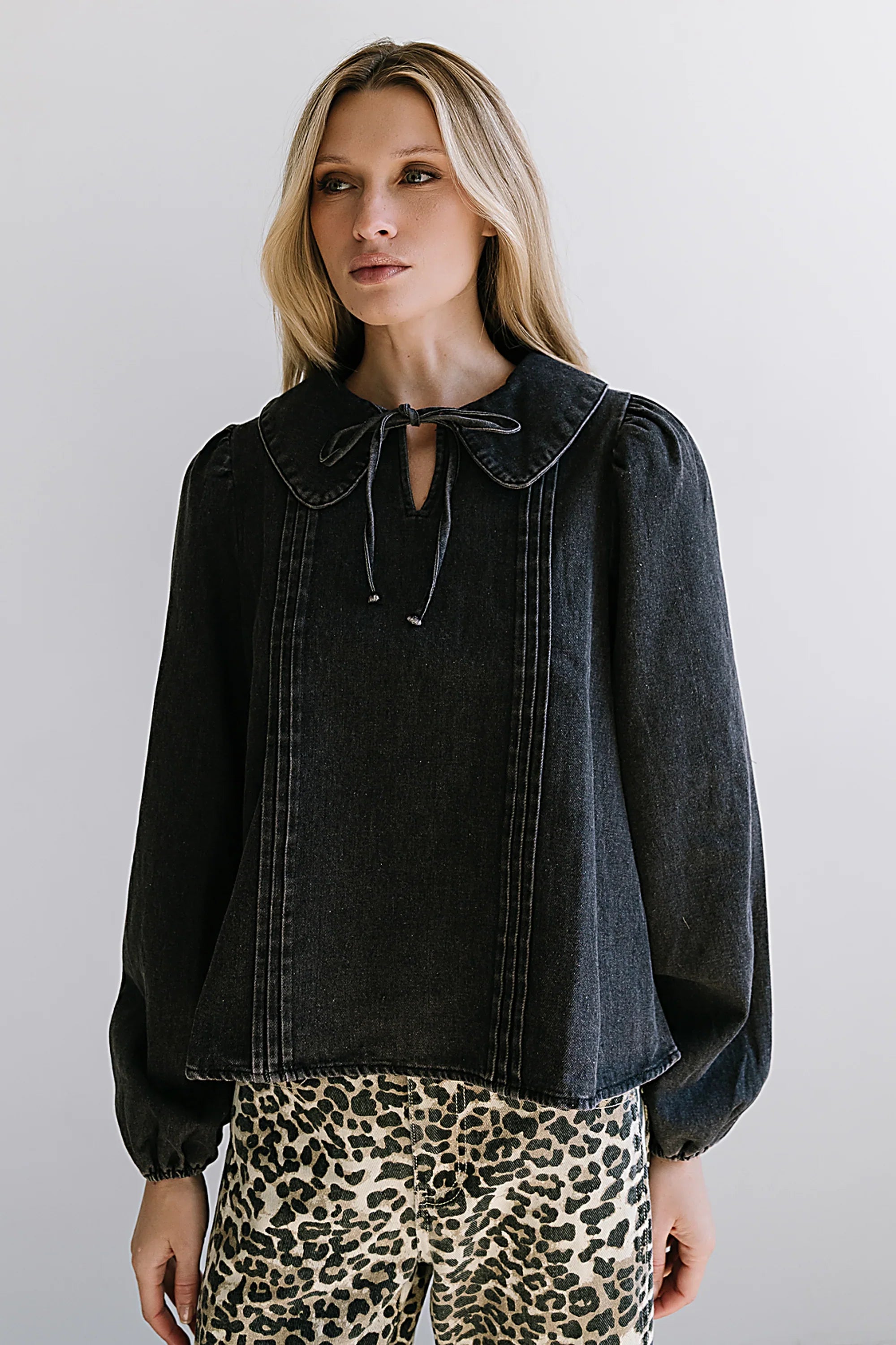 Monique Pleated Blouse in Black