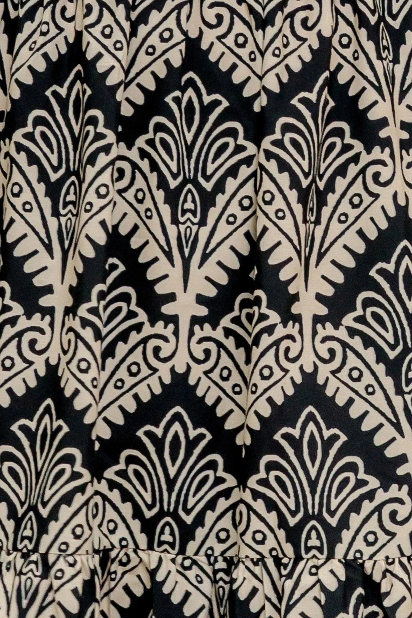 Hazelwood Garden Maxi Dress Black Ivory