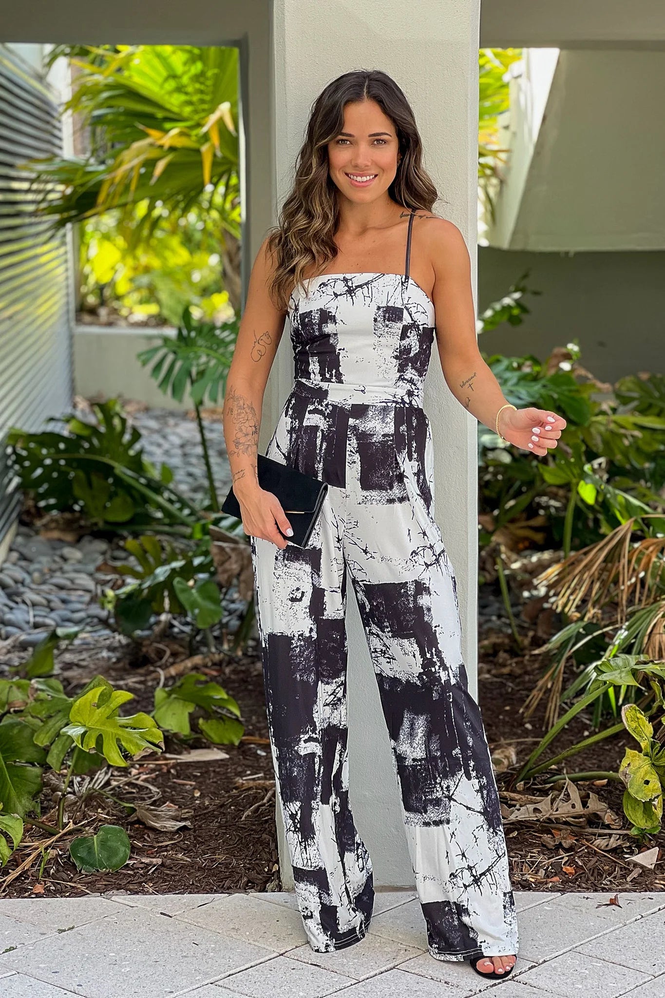 Black And White Printed Jumpsuit With Criss Cross Back