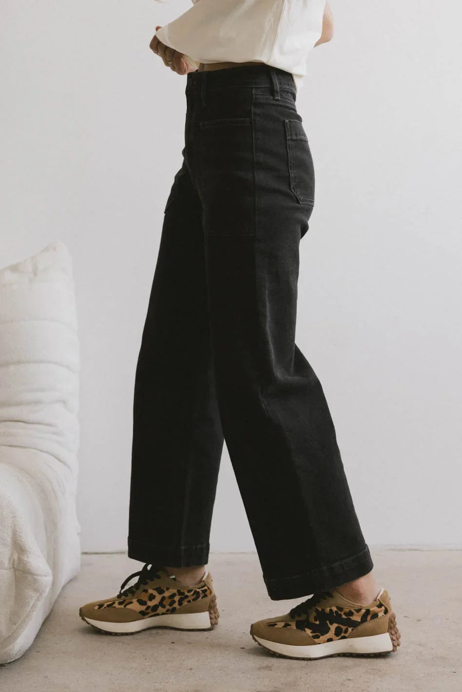 Leila Wide Leg Jeans in Black