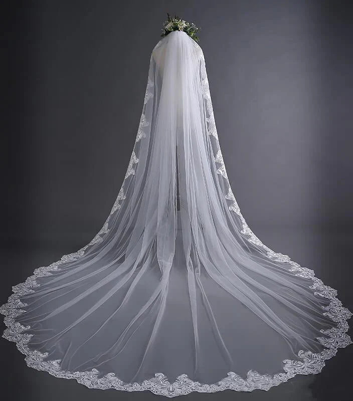 Spanish Vintage Inspired Cathedral Mantilla Veil