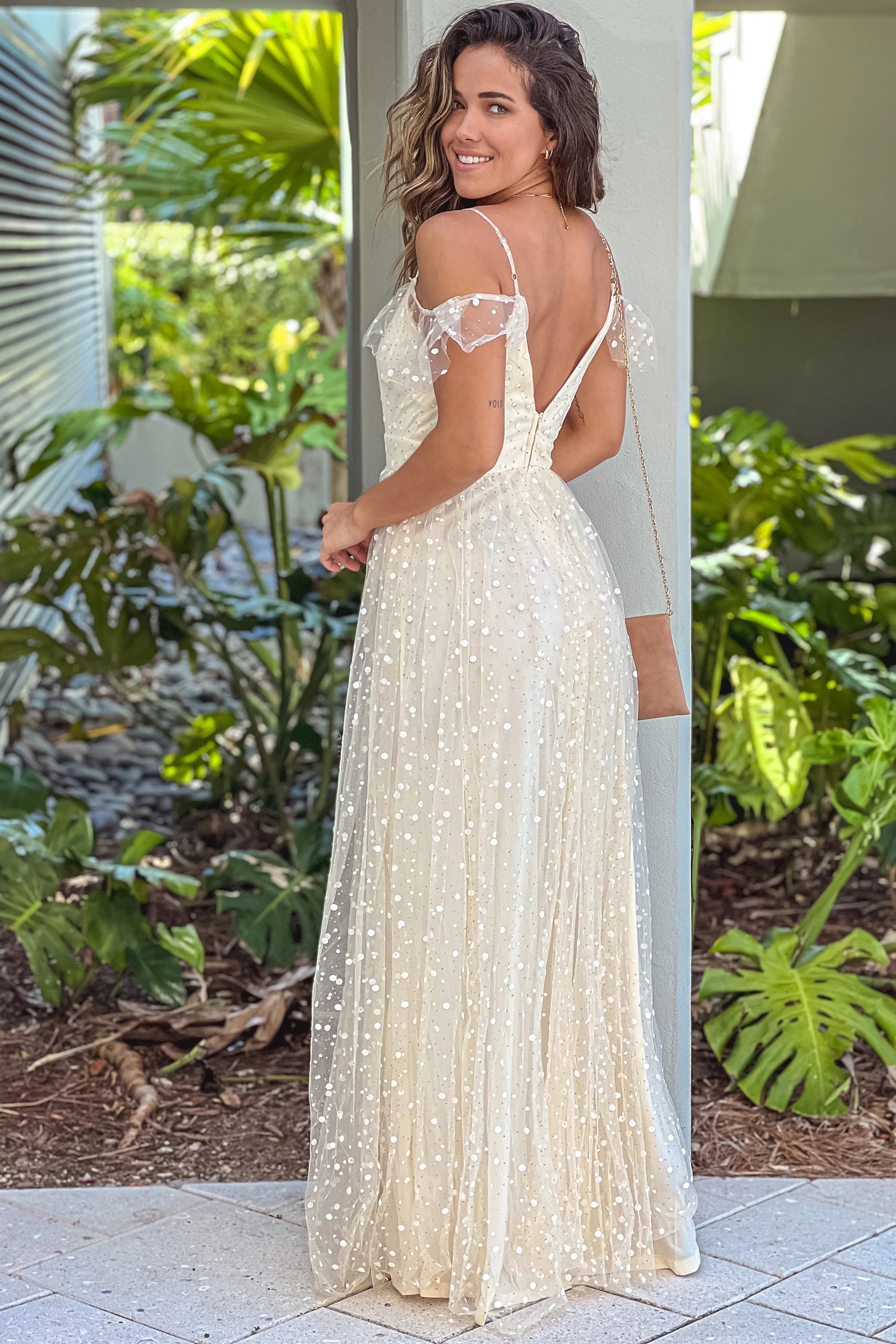Champagne Detailed Tulle Maxi Dress