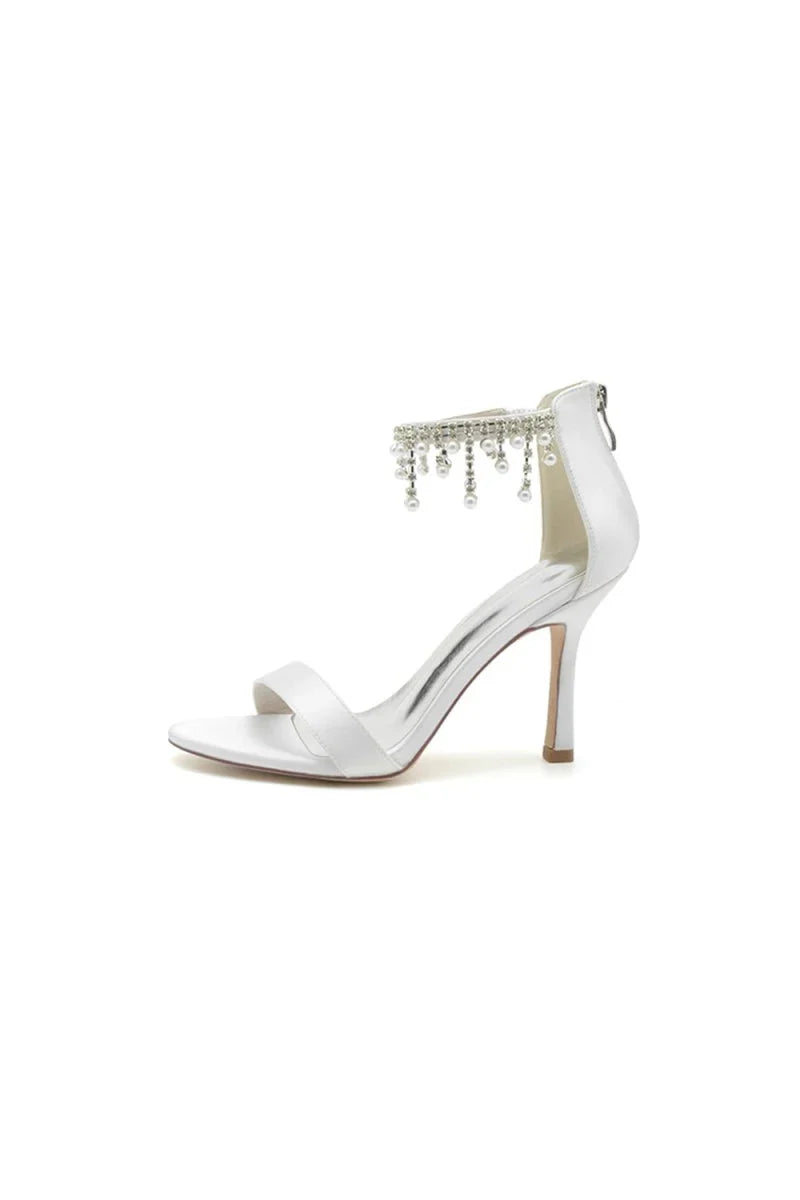 Glamorous White Leather High Heels with Silver Chain Accent