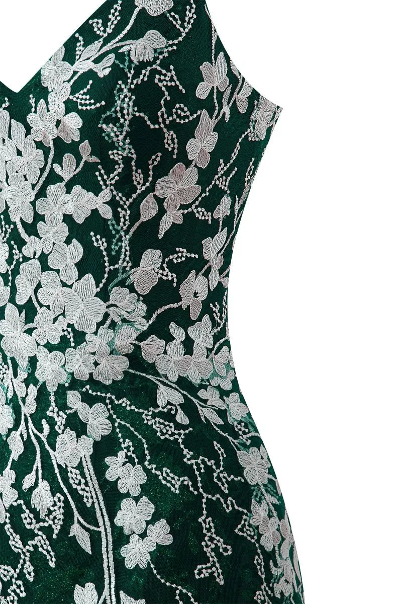 Sheath Short Spaghetti Straps Lace Homecoming Dress