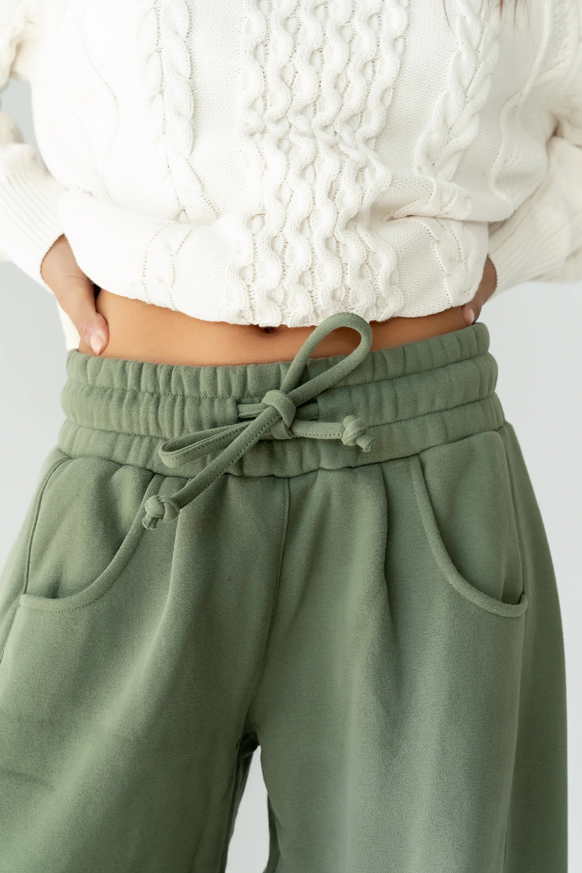 Maribel Barrel Sweatpants in Green